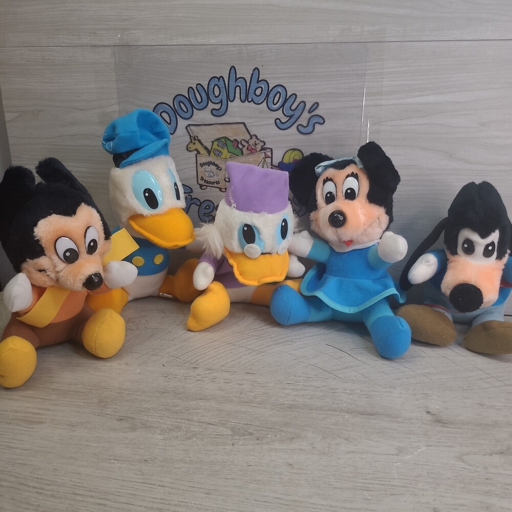 Vintage 1984 Hardee’s Disney Mickey’s Christmas Carol Plush Lot Of 5 42714